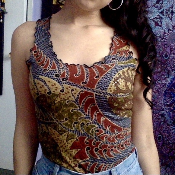 SOLD! Bebe lettuce edge tank top - Picture 1 of 4